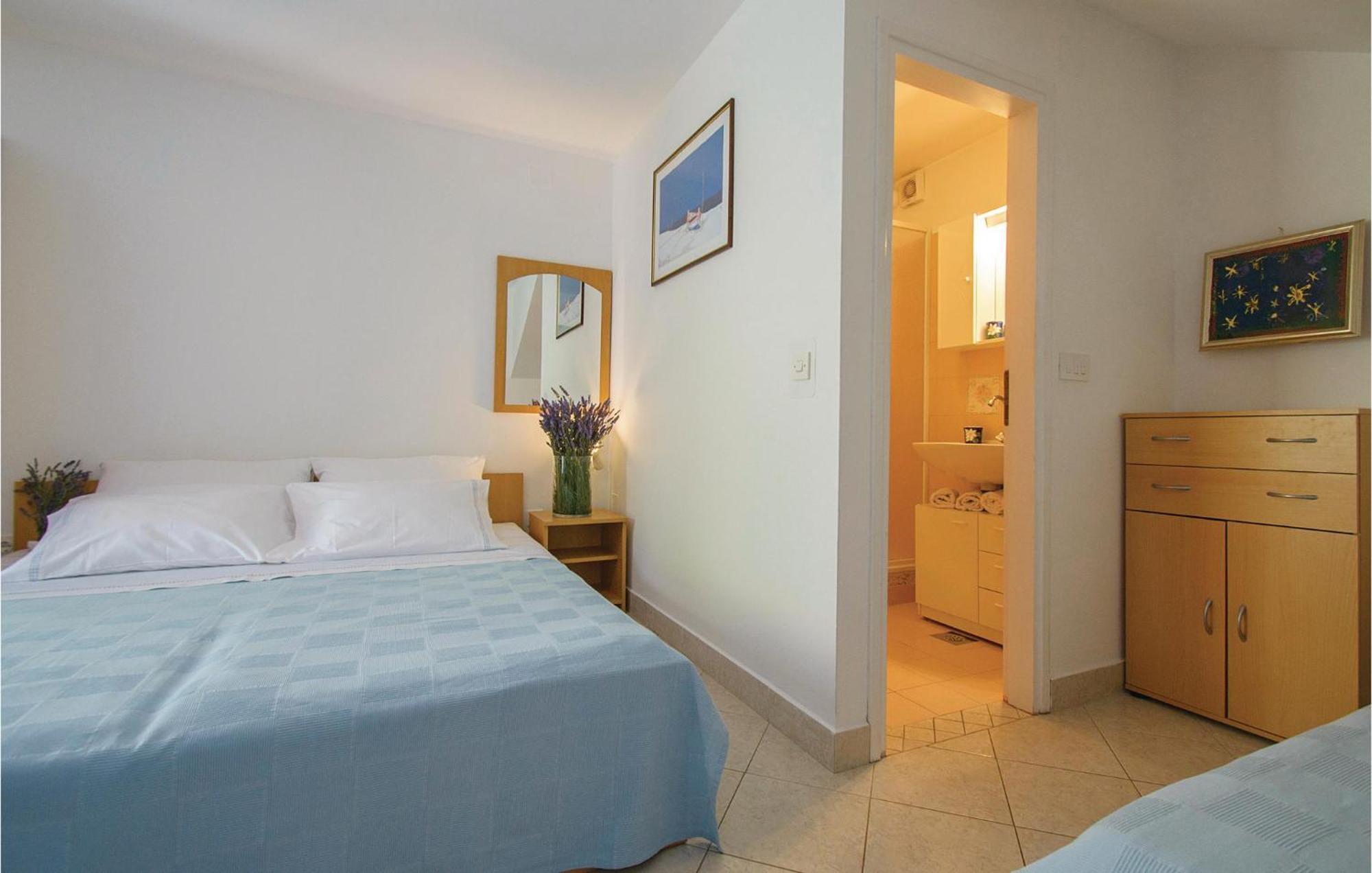 Beautiful Apartment In Rabac With Kitchen Exterior foto
